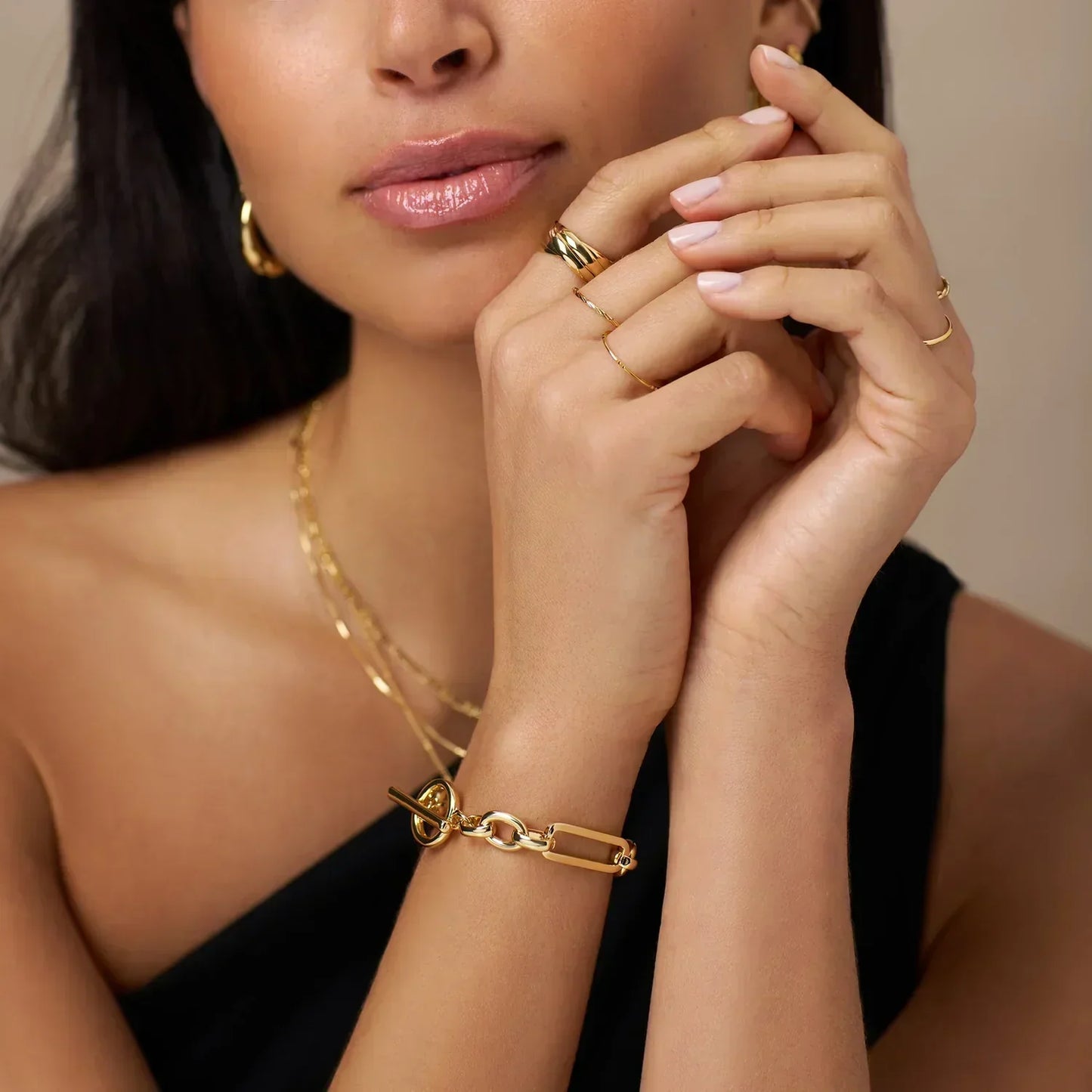 Link™ | Pulseira T-Bar Dourada 